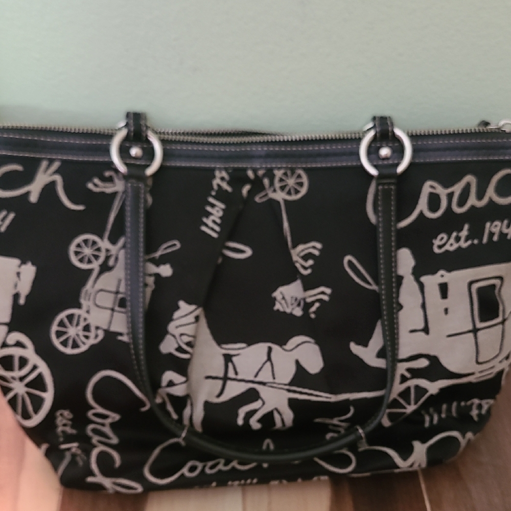 Coach Black and Gray Vintage Carriage Print Tote